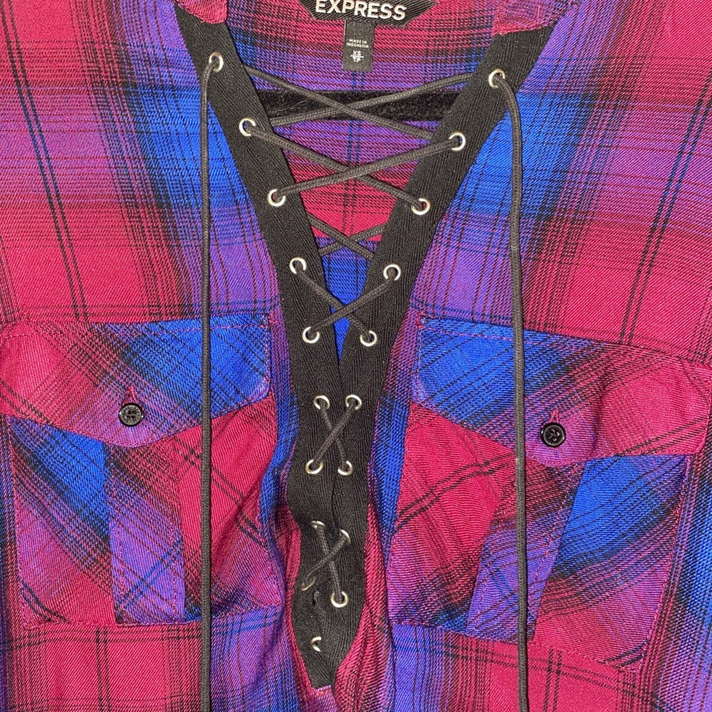 Express Top - Picture 2 of 6